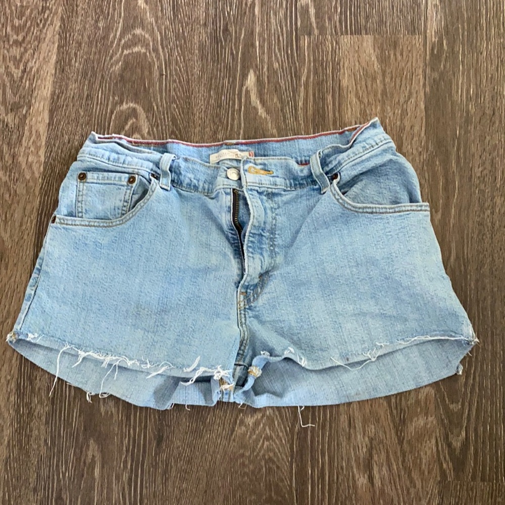 Levi Jean Shorts